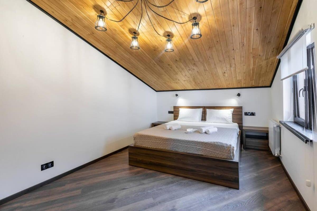 3Br Apt W Huge Terrace & Magnificent Views ティビリシ エクステリア 写真