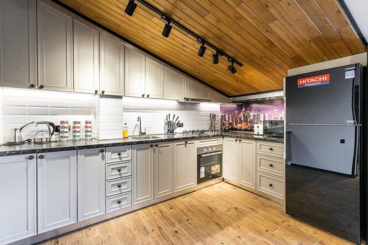 3Br Apt W Huge Terrace & Magnificent Views ティビリシ エクステリア 写真